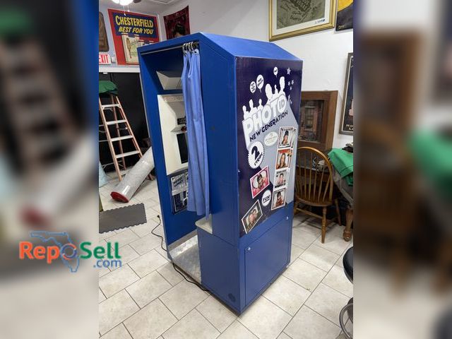Lot 31-1277 - Photo Booth on Wheels - Powers On