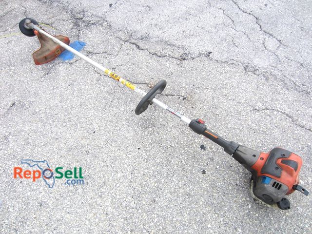 Lot 31-2354 - Husqvarna Gas Pro Weed Wacker #525L - Has Compression