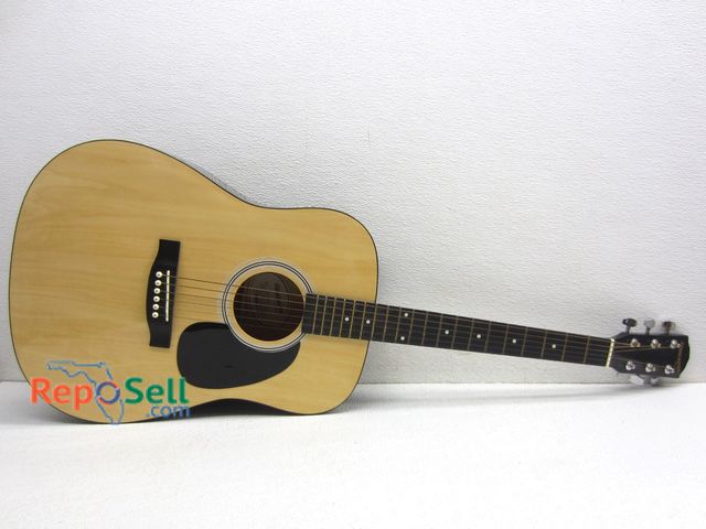 Lot 31-1241 - Starcaster by Fender 6-String Guitar w/ProLine Stand #0910104121