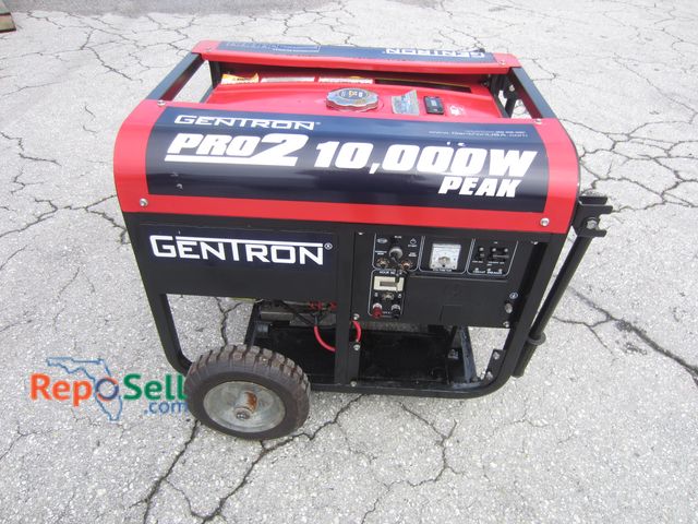 Lot 31-5152 - Gentron Pro 2 10,000 Watt 15 HP Gas Generator - Ran When Tested, Heavy, Bring Labor
