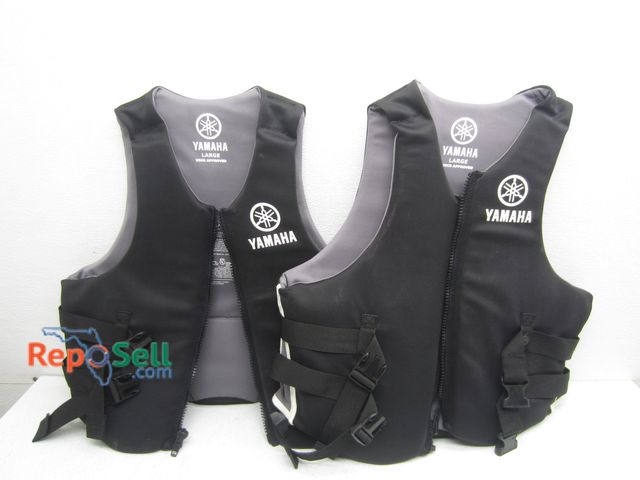 Lot 31-1468 - (2) Yamaha Size Large Life Jackets