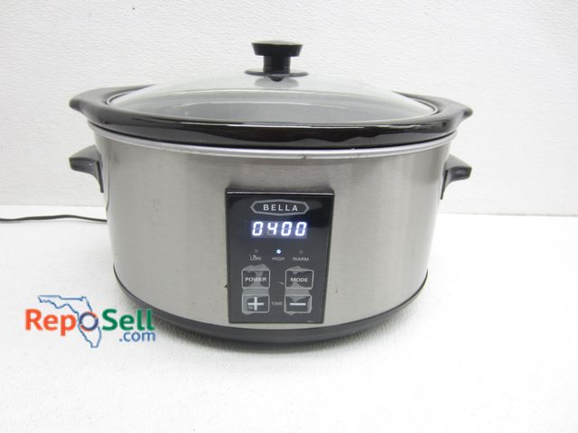 Lot 31-4172 - Bella 5 Qt Slow Cooker - Power On, Heats Up
