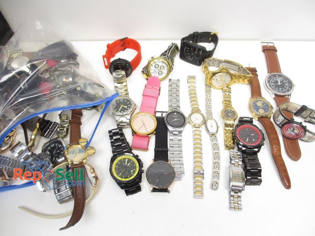 Lot 31-6013 - (40) Men's &amp; Ladies Running Watches - Timex, Bulova, Mickey Mouse, Guess, Cassini, etc.