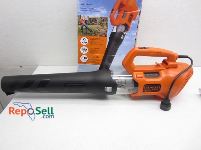 Lot 31-1451 - Black &amp; Decker 9AMP 450CFM Axial Blower #BEBL750 - Some Box Damage
