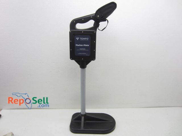 Lot 31-7505 - Tempo Communications Marker Mate #EML100 - Powers On