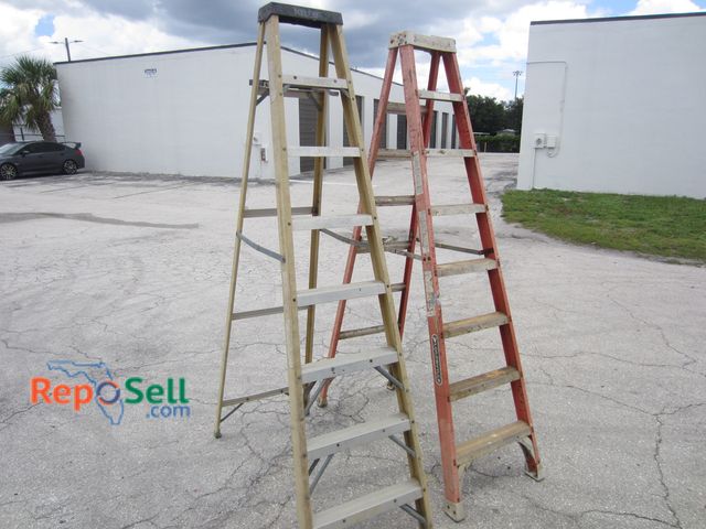 Lot 31-2351 - (2) 8' Fiberglass A-Frame Ladders