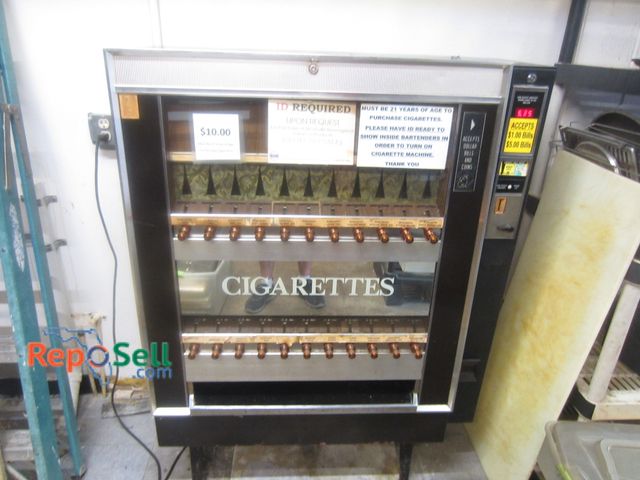 Lot 31-2065 - Cigarette Machine: 1- Key, Powers On - HEAVY/BRING LABOR