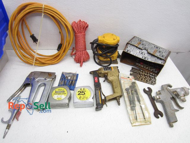 Lot 31-5456 - Lot of Tools with Tote: Dewalt Sander (powers on). Tape Measures, Paint Spray Gun, etc.