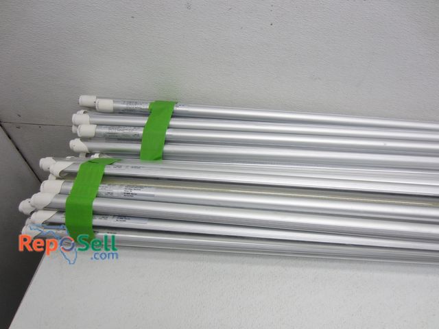 Lot 31-5552 - Approx (40) Retrofit LED Lights