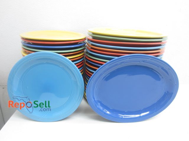 Lot 31-9335 - Crestware Plates - (47) Pcs, 2 Sizes, Various Colors