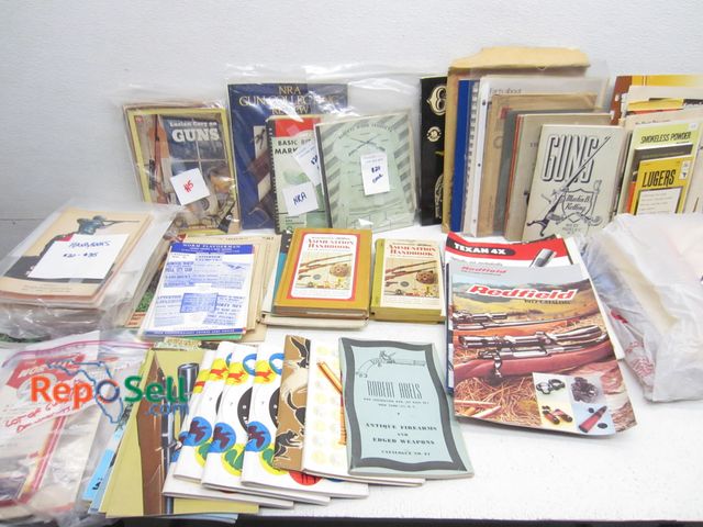 Lot 31-9580 - Lot of Gun Books &amp; Magazines