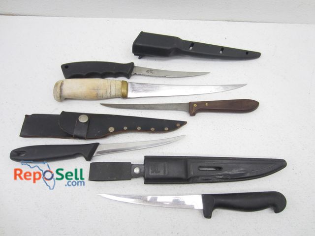 Lot 31-5453 - (5) Filet Knives