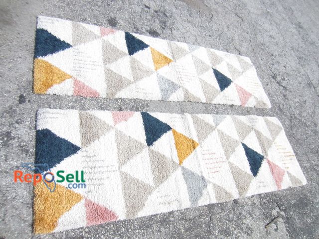Lot 31-9067 - (2) new carpet runners 26"x84"