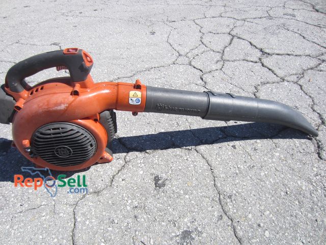 Lot 31-3293 - Husquarna X-Series 125BV Gas Blower - Has Compression