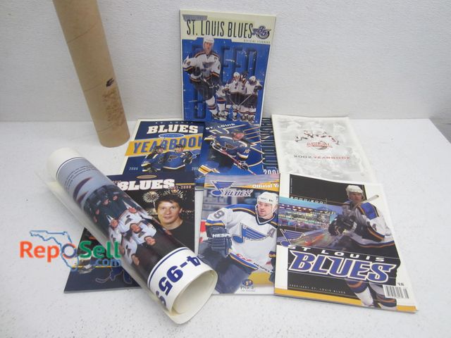 Lot 31-9196 - St. Louis Cardinals And Blues Booklets, CD, 1994-95 Poster