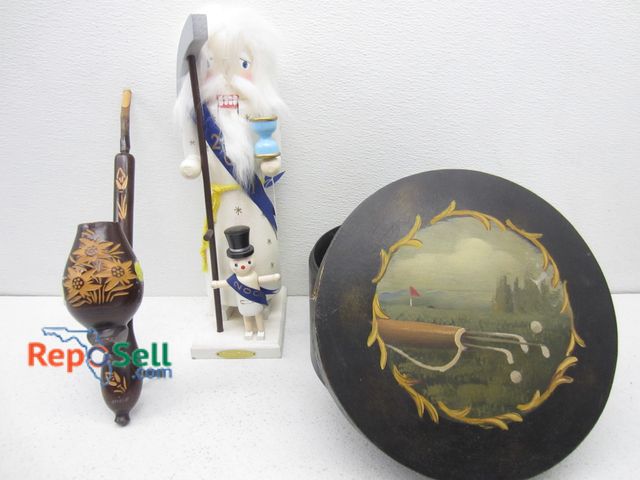 Lot 31-9444 - Collectible Lot: Wood Pipe, Father Time, Wood Lidded Box