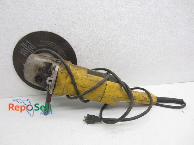 Lot 31-8393 - DeWalt Heavy Duty  9" Angle Grinder - Power On