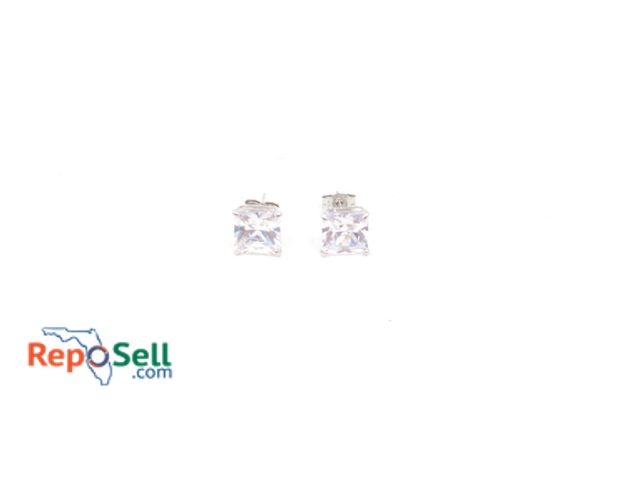 Lot 31-7008 - 14K White Gold CZ Stud Earrings - 2.3 CTW - 1.1g total