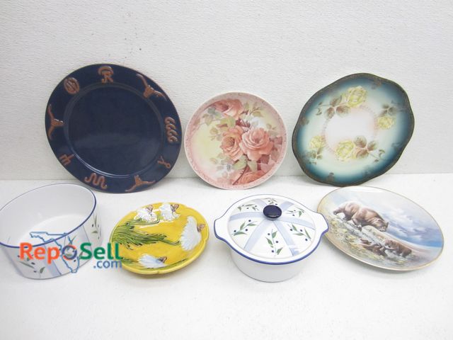 Lot 31-9441 - Dish Collection: (5) Vintage Plates &amp; (2) Bowls: Hignon, Frankoma, etc.