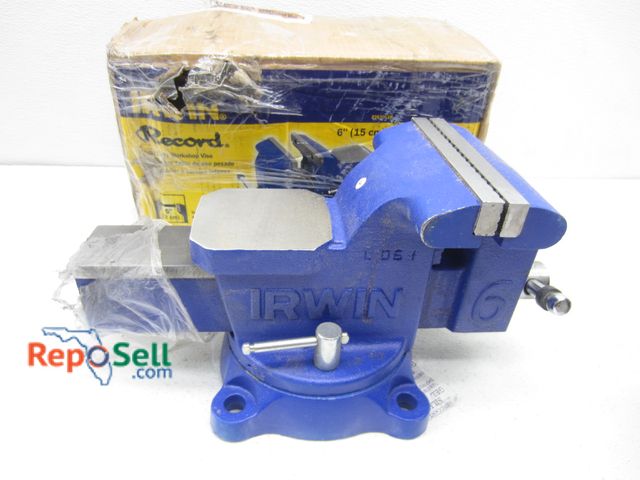 Lot 31-5057 - New Irwin Record Heavy Duty 6" Workshop Vise