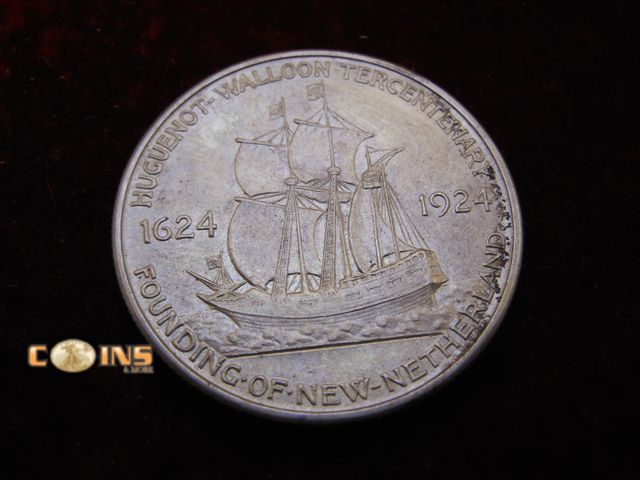 Lot 36-086533 - AU+ 1924 50C Huguenot Commemorative Silver Half Dollar.