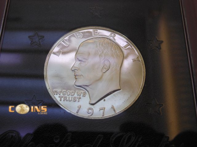 Lot 36-486712 - 1971-S Silver Proof Eisenhower in Brown Box.