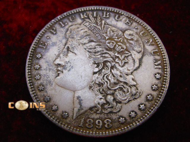 Lot 36-487976 - 1898 Morgan Silver Dollar.