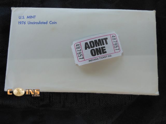 Lot 36-487957 - 1976 US Mint Set.