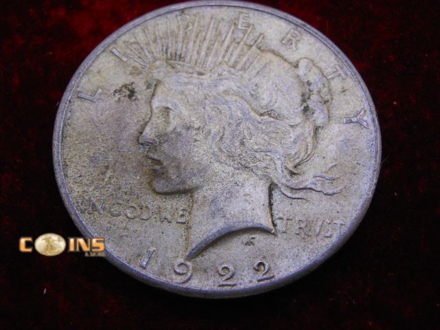 Lot 36-488341 - 1922-S Silver Peace Dollar.