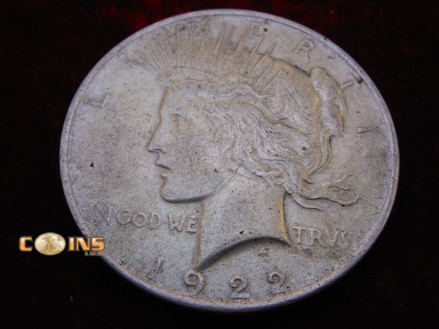 Lot 36-488350 - 1922 Silver Peace Dollar.