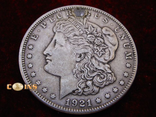 Lot 36-488365 - 1921 Morgan Silver Dollar.