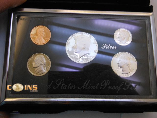 Lot 36-487788 - 1992 Silver US Mint Premier Proof Set.