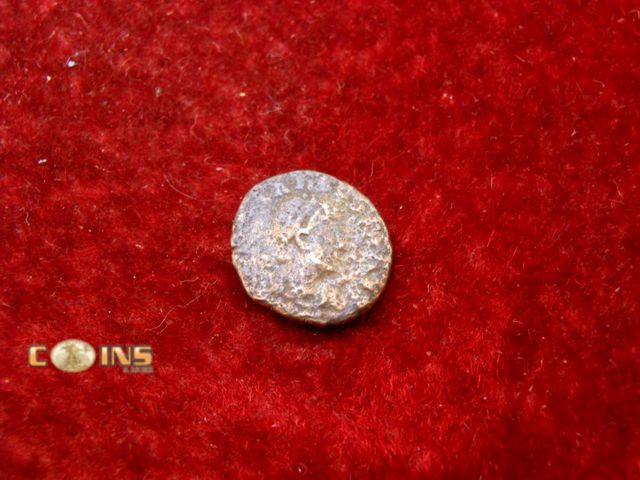 Lot 36-086582 - Arcadius...395-408AD...AE 12mm...Reverse...Cross/Victory/Captive...Antioch.