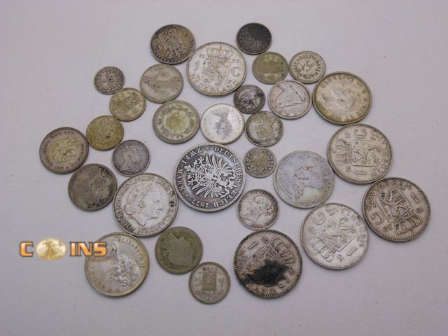 Lot 36-487348 - Large Lot of Foreign Silver, Total Weight 101.9 Grams, See All Pictures.