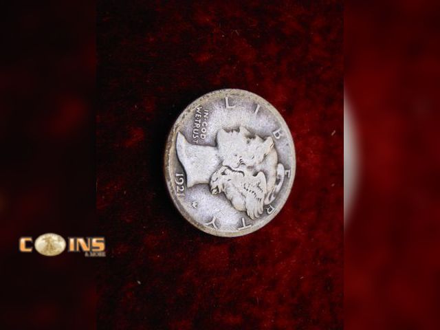 Lot 36-486314 - SEMI-KEY 1921-D Silver Mercury Dime.