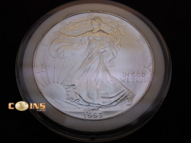 Lot 36-487256 - UNC/BU 1993 Silver American Eagle.  .999 Fine Silver One Troy Ounce Round.