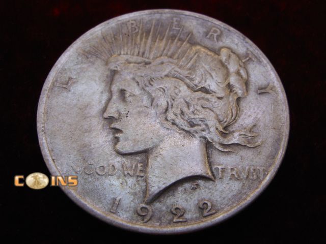Lot 36-487312 - 1922 Silver Peace Dollar.