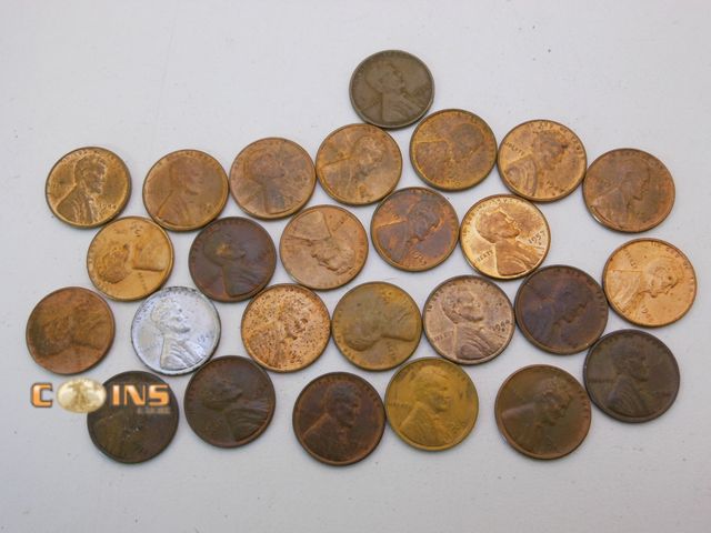 Lot 36-486256 - Large Lot of Better Condition Lincoln Wheat Cents.  See All Pictures.