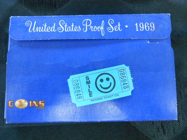 Lot 36-086848 - 1969 US Mint Proof Set.