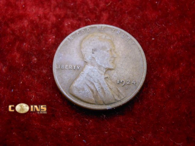 Lot 36-086854 - Semi-Key 1924-D Lincoln Wheat Cent.