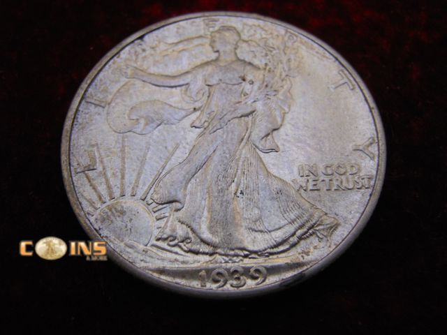 Lot 36-486473 - AU/BU 1939 Silver Walking Liberty Half Dollar.