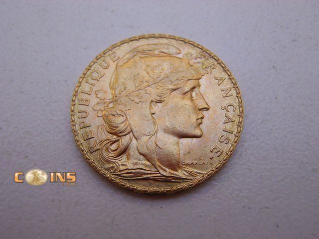 Lot 36-086221 - GOLD France Gold 20 Francs French Rooster Coin.