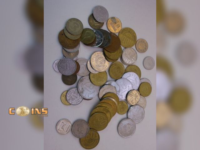 Lot 36-487781 - Lot of Assorted Foreign Coins.