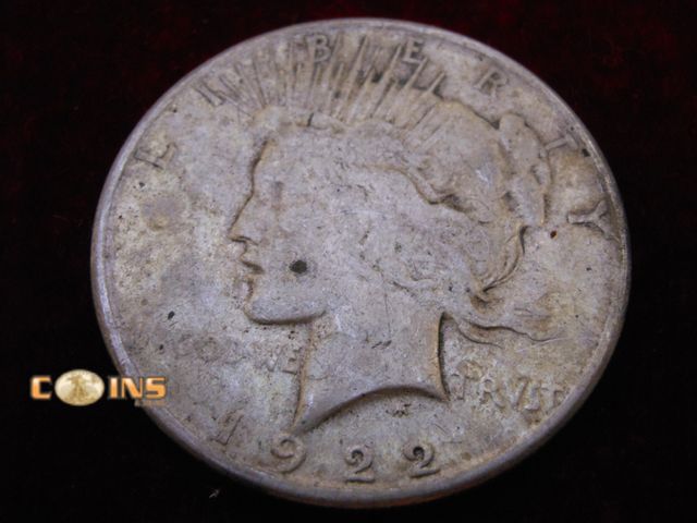 Lot 36-487321 - 1922-S Silver Peace Dollar.