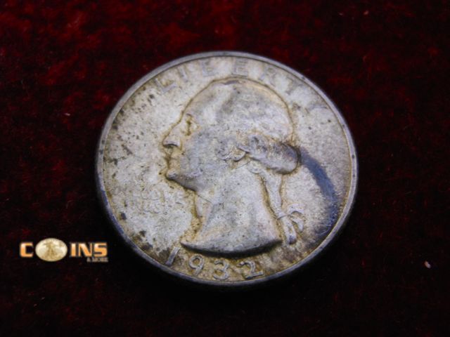 Lot 36-238560 - 1932 Silver Washington Quarter.  First Year.