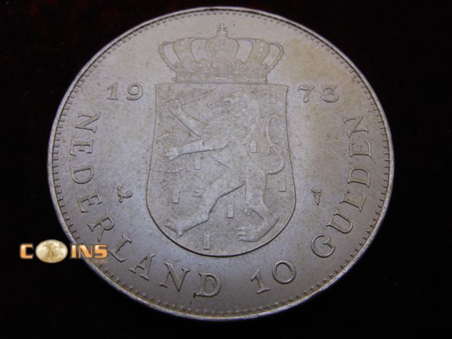 Lot 36-487342 - 1973 Netherlands 10 Gulden Silver Coin 25th Anniversary of Reign.