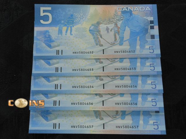 Lot 36-086603 - Lot of Five Crisp SEQUENTIAL Canadian $5 Bills