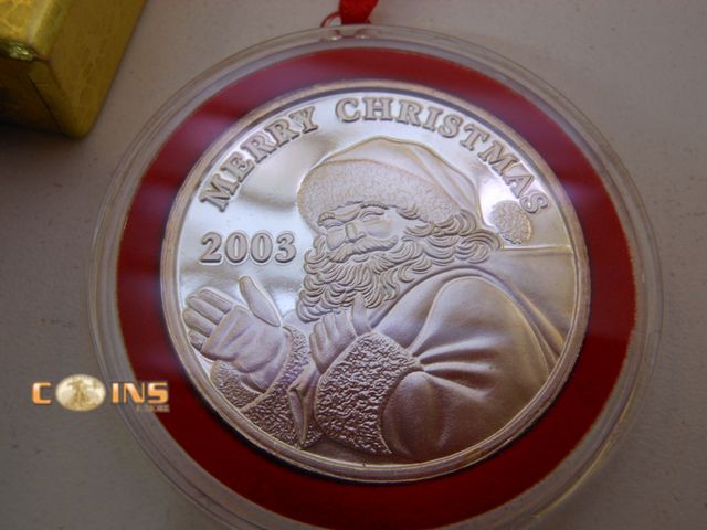 Lot 36-486720 - .999 Fine Silver One Troy Ounce 2003 Merry Christmas Round, Comes in Box.