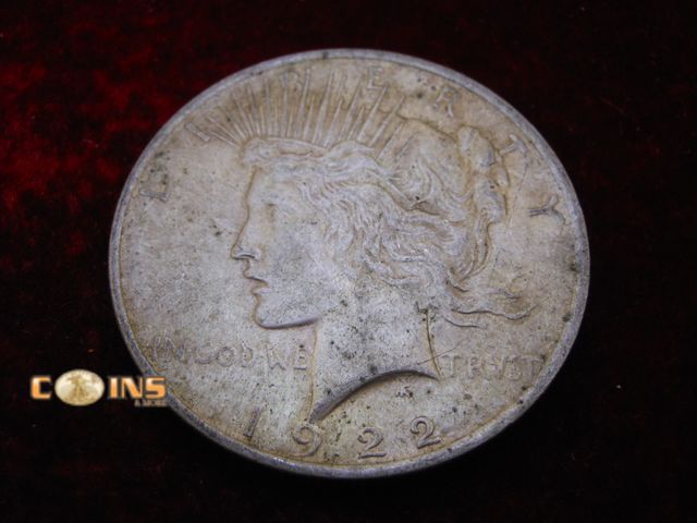 Lot 36-486407 - 1922 Silver Peace Dollar.