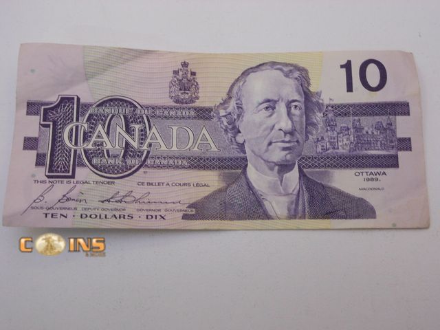 Lot 36-486286 - Better 1989 Canadian $10 Note.